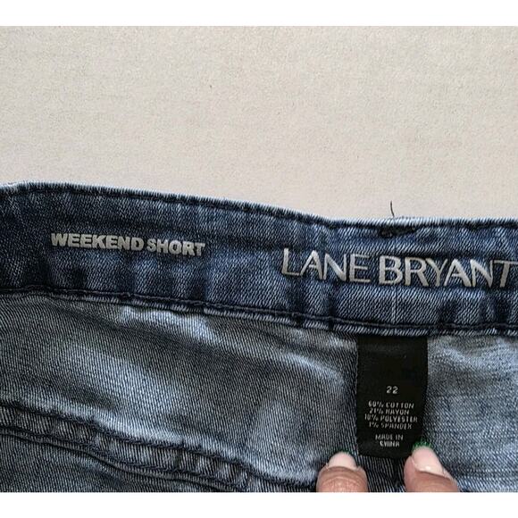 Lane Bryant Women Shorts Blue Distressed Denim Plus Size 22 - Picture 3 of 8